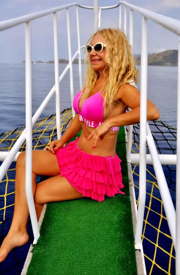 Mama-Dan-Balan-costum-baie3