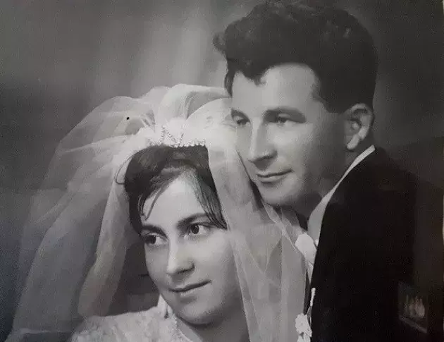 parintii-lui-nicusor-dan