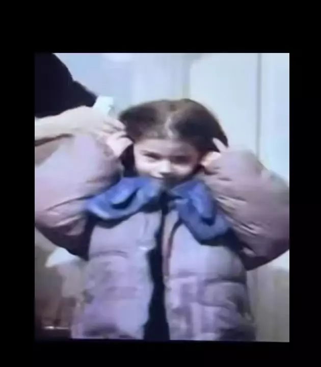 Theo Rose in copilarie 3