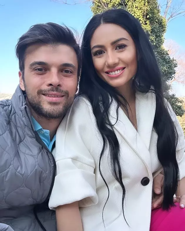 Marius Elisei și iubita lui, Gabriela Băcinică (1)
