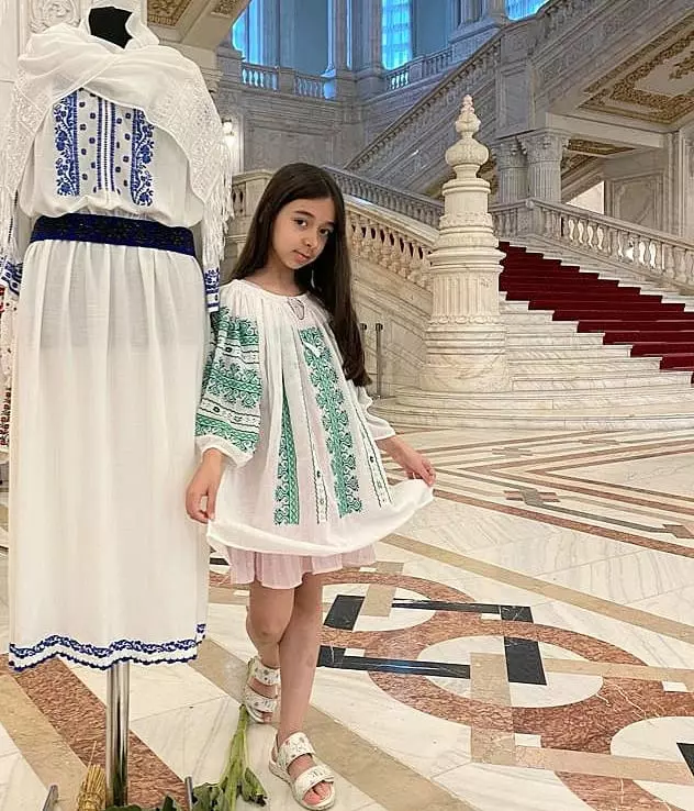 Fiica artistului Marcel Pavel