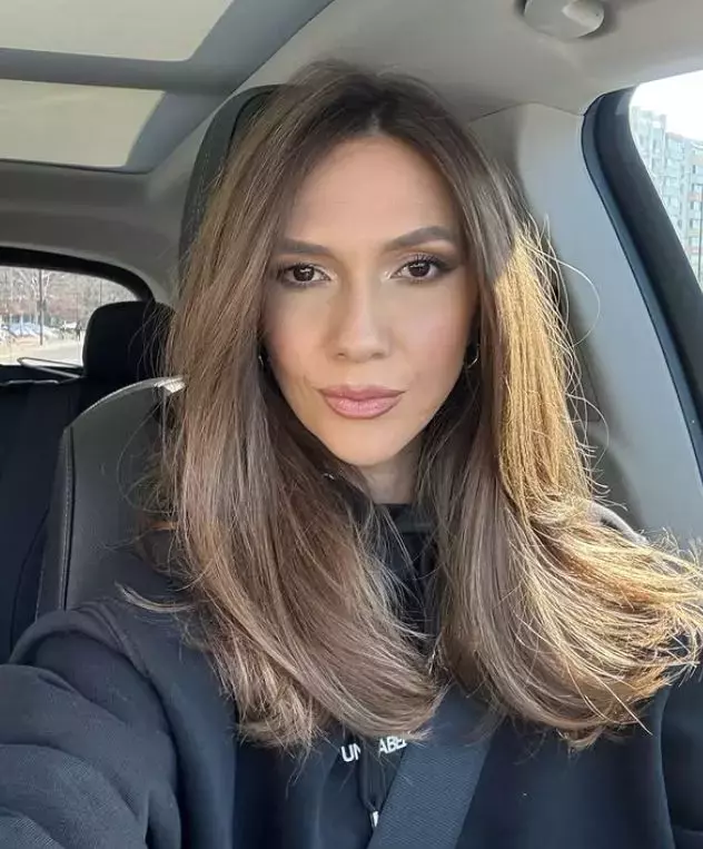 adela-popescu-8-1