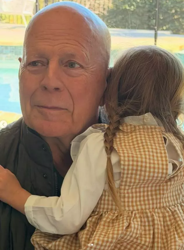 bruce willis si nepotica lui