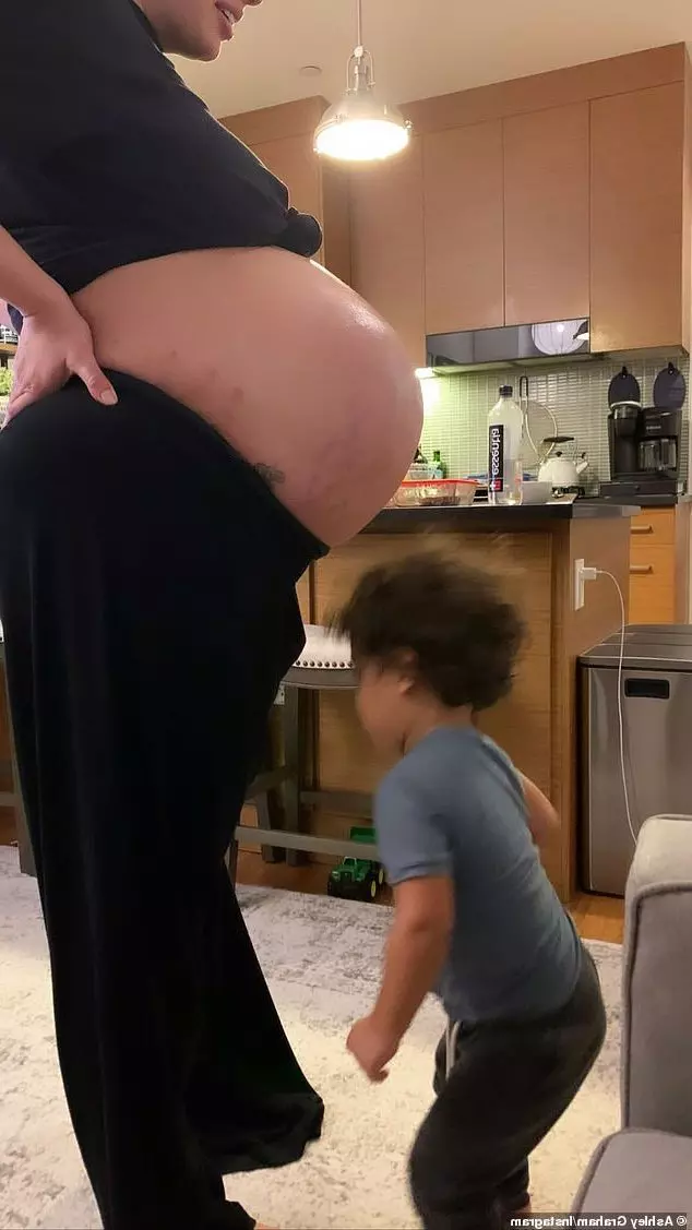 52553087-10369647-image-a-53_1641340802965