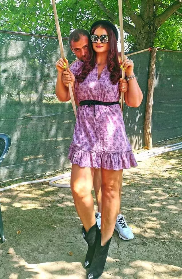 Simona de la MPFM este însărcinată (1)