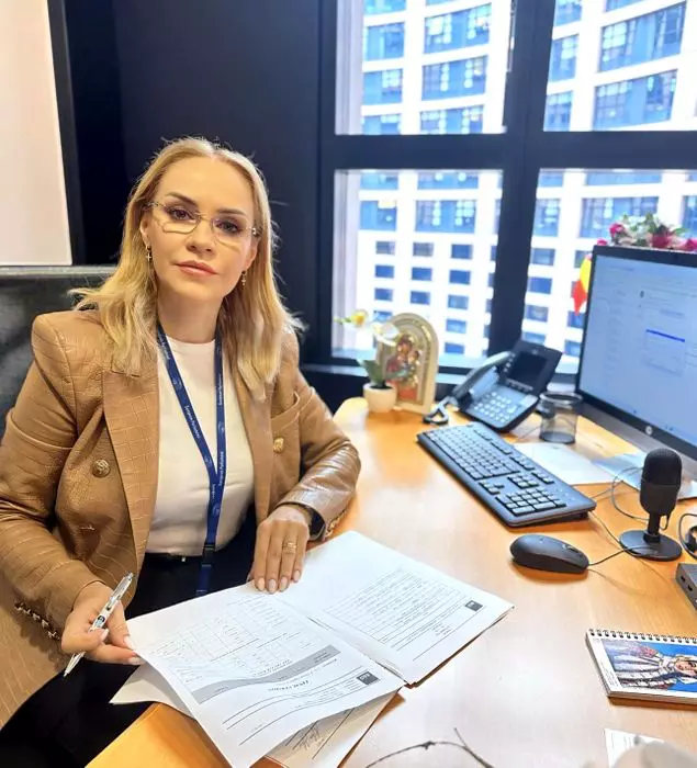 Gabriela Firea 3