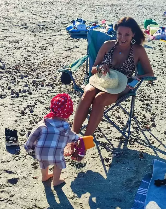 Anca Țurcașiu și nepoata ei (3)