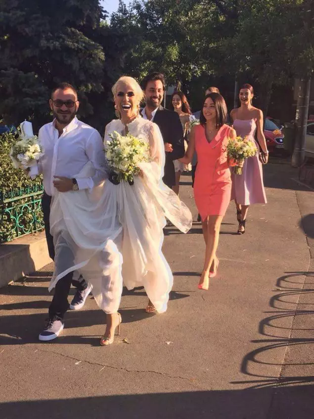 media-147196364674883100