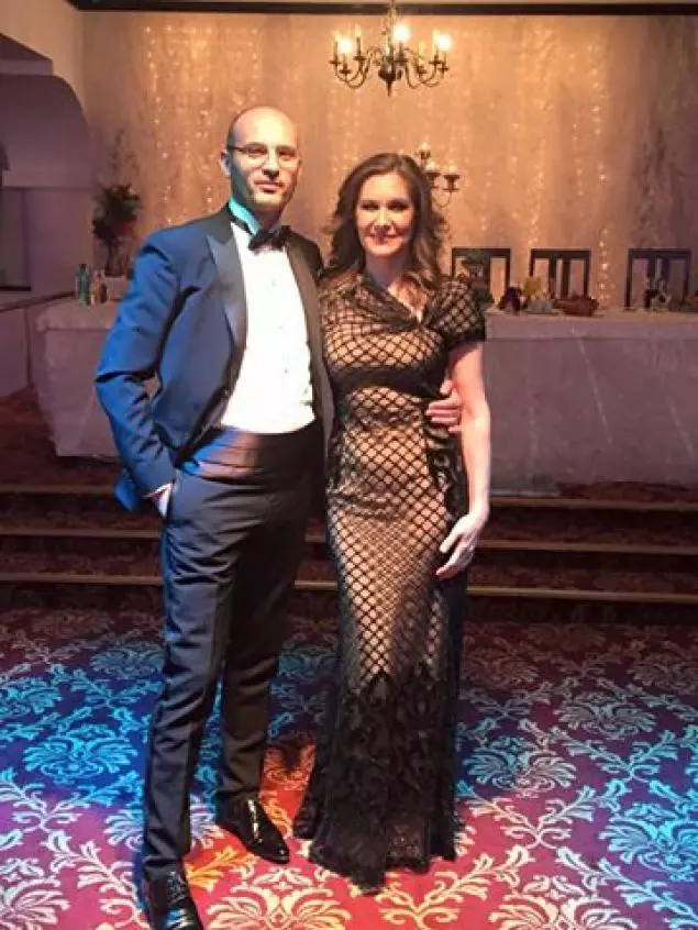 Romanita partenerul sau