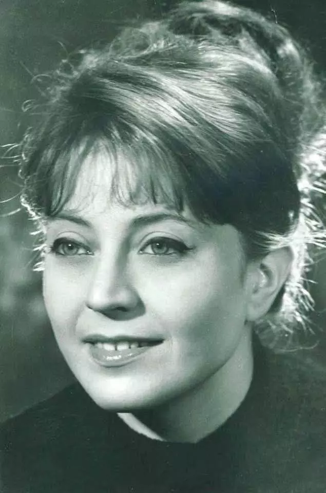 Gina Patrichi8