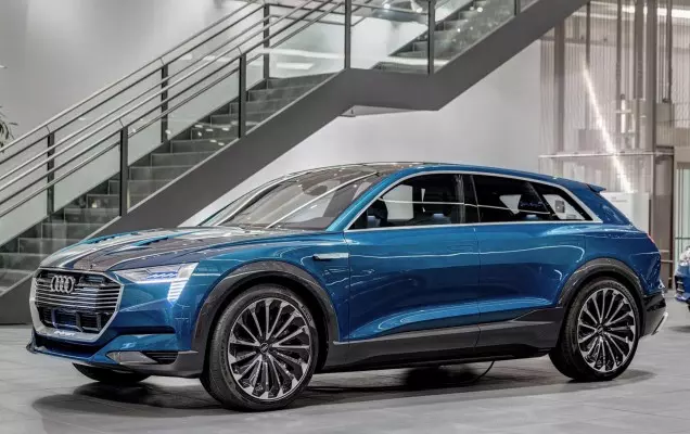 audi-e-tron-quattro-concept-11-636×400