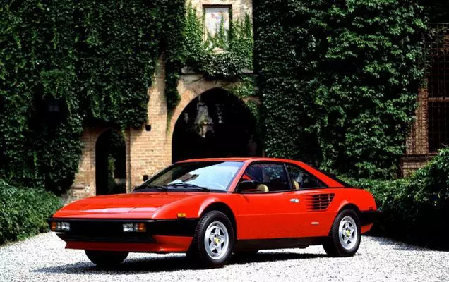 ferrari-mondial-front