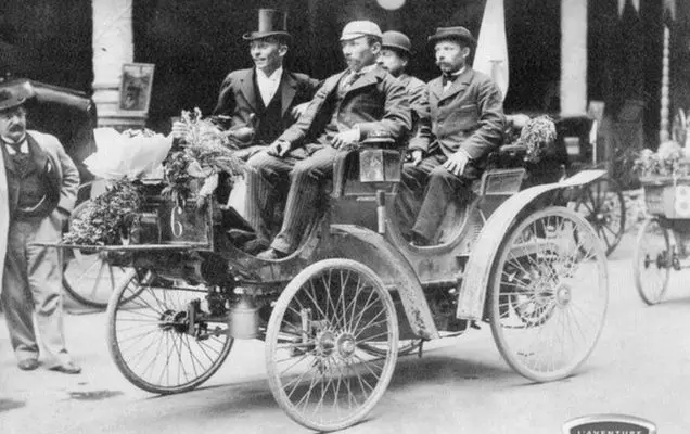 bellu-a8a2f1a31cf78d68df-940-0-1-95-1