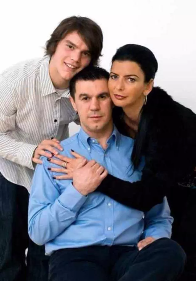 Mihai Leu, soția lui, Anna Leu, și fiul lor, Marco Leu (2)