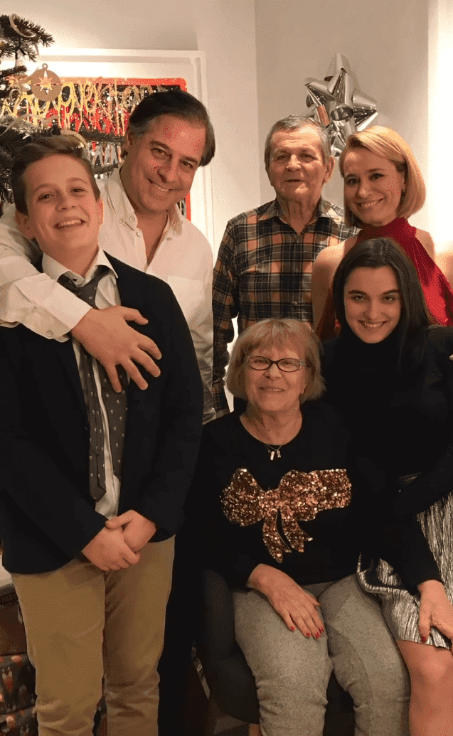 familie-andreea-esca-2
