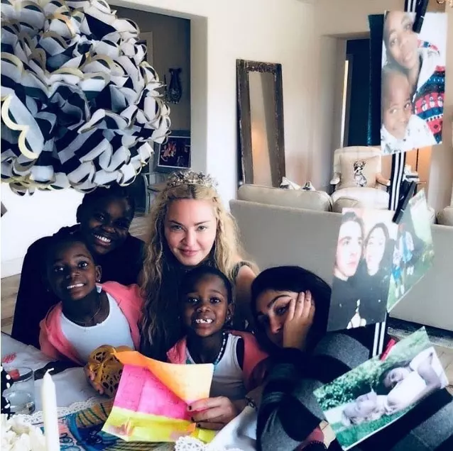 De ce se teme Madonna pentru fiicele ei