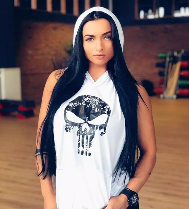 Vera-Miron-Survivor-10