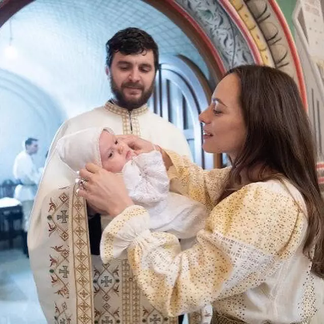 Fostul Principe Nicolae și Alina Binder și-au botezat fetița