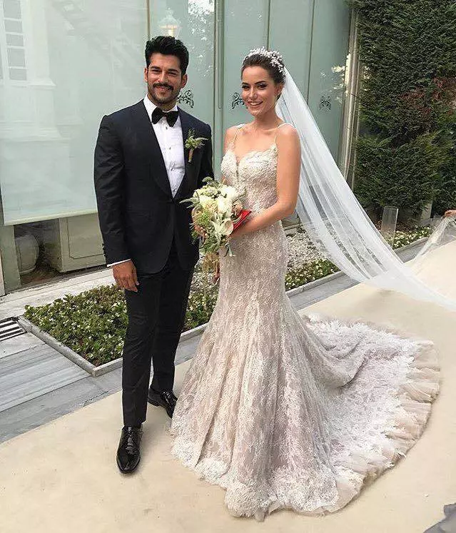 Nunta anului în Turcia. Burak Özçivit („Dragoste infinită”) şi Fahriye Evcen s-au căsătorit (19)