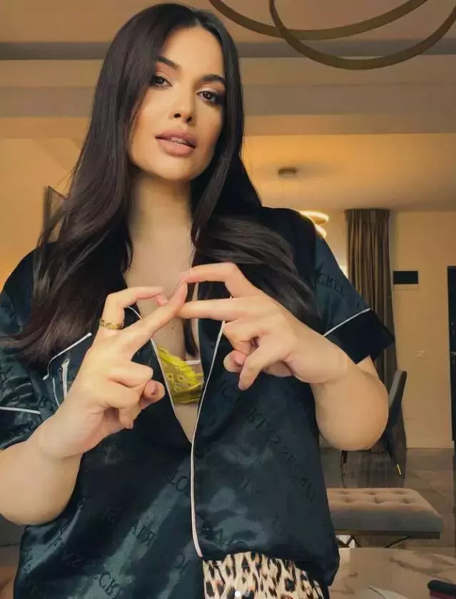 betty-salam-acasa