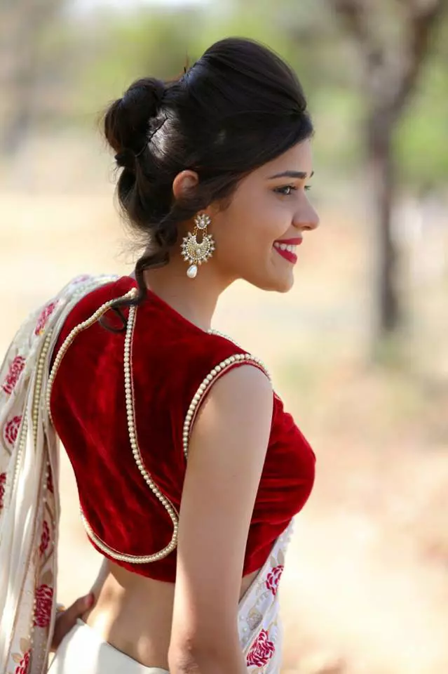 ishq-ka-rang-safed11902308_1608630672735129_3862956675702325058_n