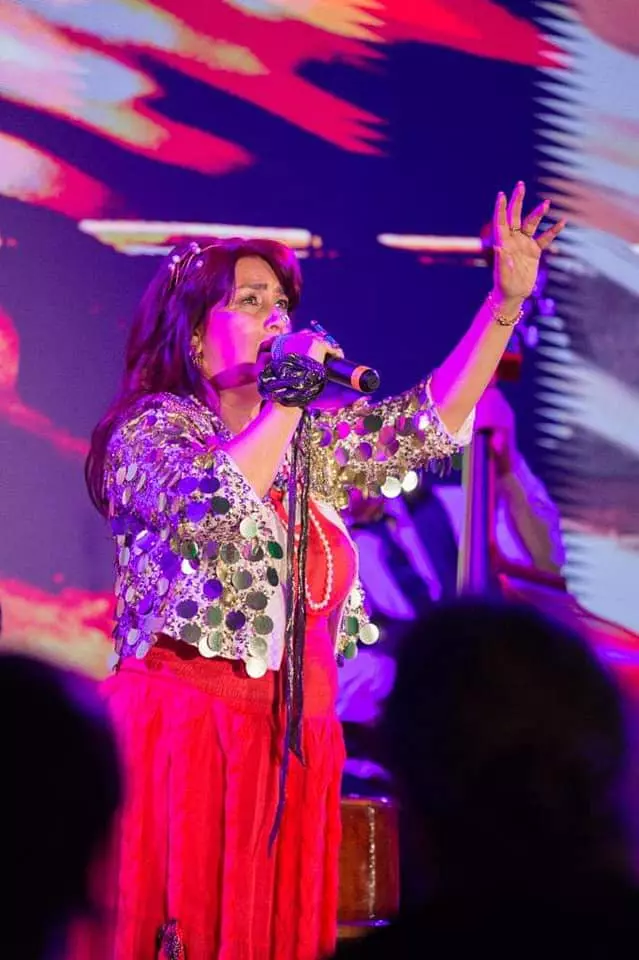 rona-hartner-pregatita-sa-iubeasca-din-nou-6