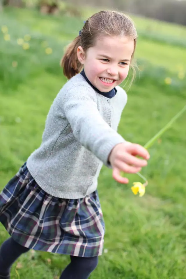 Prințesa Charlotte este o adevărată domnișoară la doar 4 ani (3)