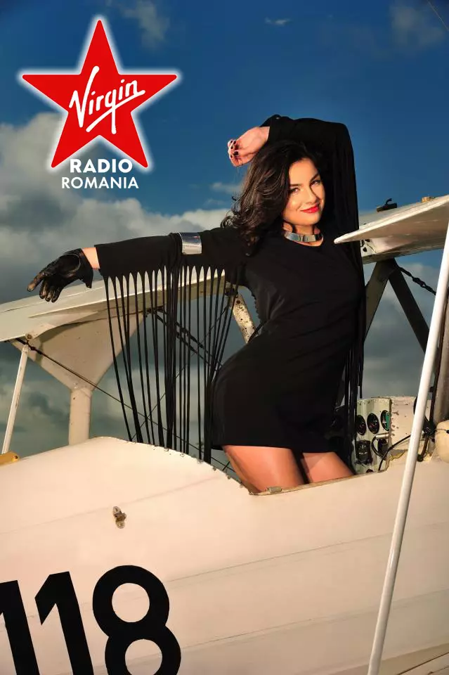 Oana-Tache-se-alatura-echipei-Virgin-Radio-5