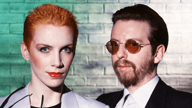 Trupa Eurythmics se reuneşte pentru un tribut adus trupei Beatles