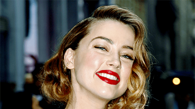 Amber Heard se întoarce în tribunale
