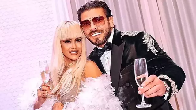 Anda Adam și Yosif Mohaci s-au căsătorit. Artista a purtat o rochie spectaculoasă și a petrecut în club până în zori alături de invitați