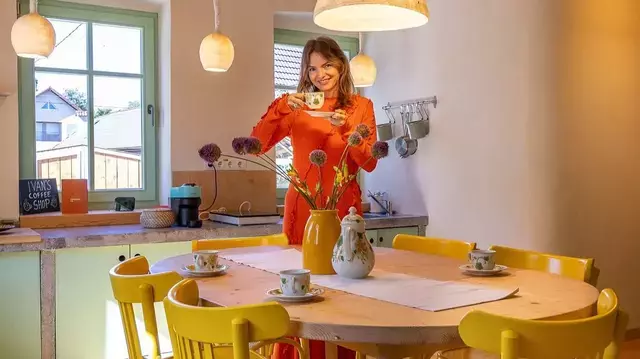 iulia-mizgan-degustare-de-cafea-la-pensiunea-ei-1