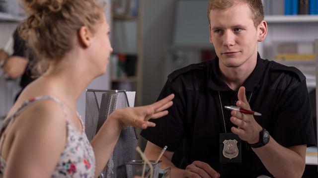 O Dată Pentru Totdeauna De Elizabeth Hoyt Vitezomana și Polițistul
