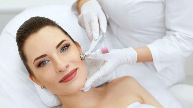 Crioterapia Pentru Afecțiuni Dermatologice Metodă Pentru Indepărtarea Negilor și Papiloamelor Pielii