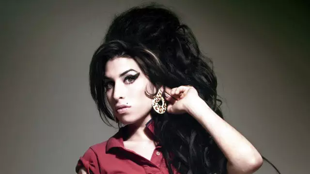 Ce a făcut Amy Winehouse în ultimele ore de viaţă