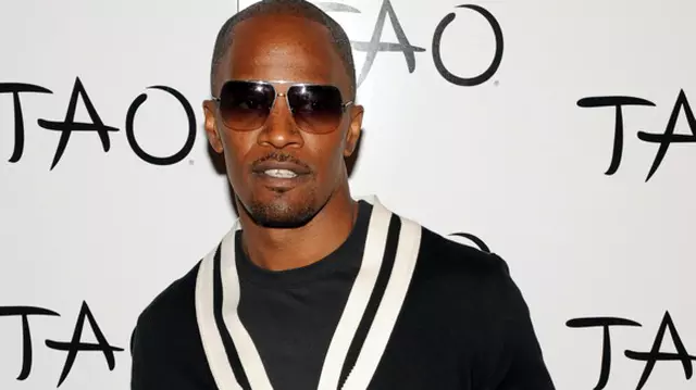 Jamie Foxx îi intimidează pe iubiții fiicei sale