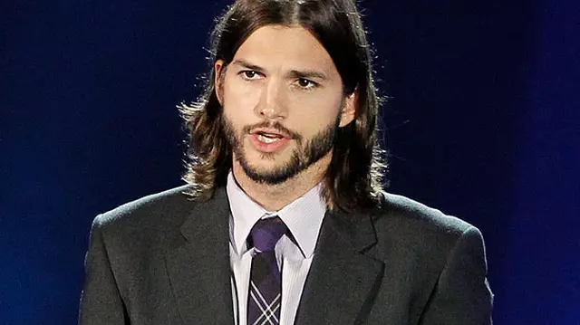 Ashton Kutcher, prea zgârcit pentru a divorța de Demi Moore