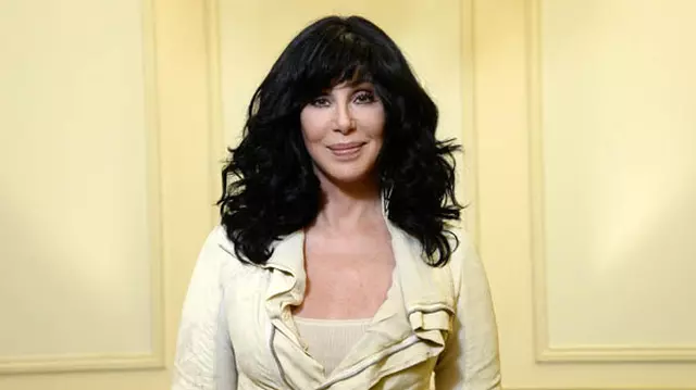 Cher: „Nu m-am mai privit în oglindă de câțiva ani”