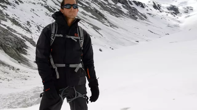 Discovery difuzează două documentare despre tragedia de pe Everest