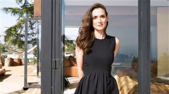Pe Winona Ryder o vom revedea în „Beetlejuice 2”