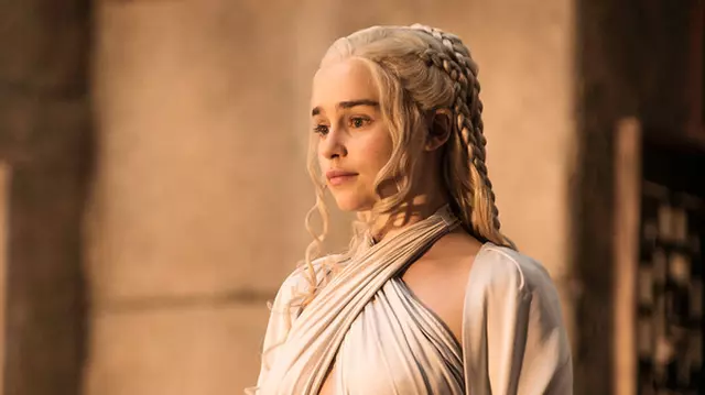La finalul filmărilor pentru „Urzeala tronurilor”, Emilia Clarke și-a făcut o schimbare de look