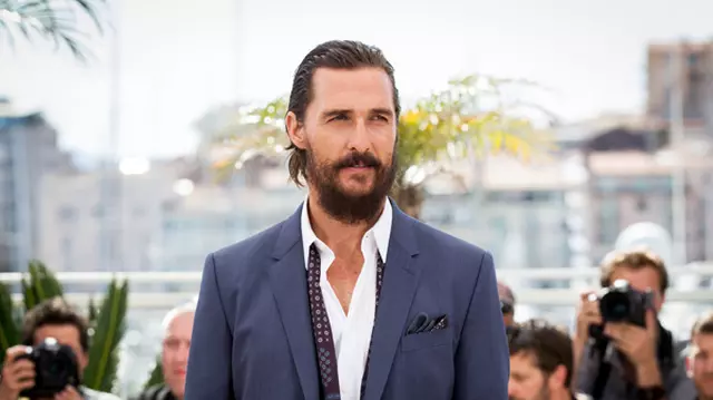 Matthew McConaughey este curtat de Marvel și DC Comics
