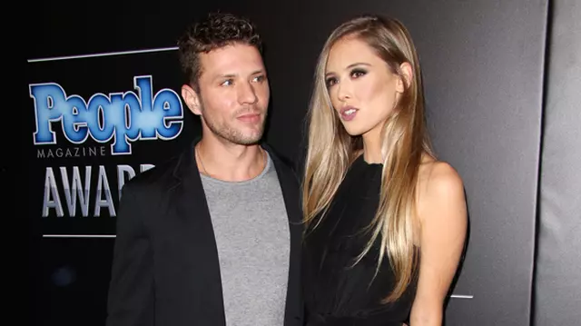 Ryan Phillippe s-a logodit