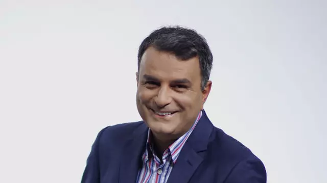 Interviu altfel. Ce credeți că și-a cumpărat Lucian Mîndruță din primul salariu?