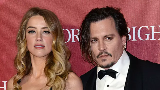 Deja?! Amber Heard divorţează de Johnny Depp