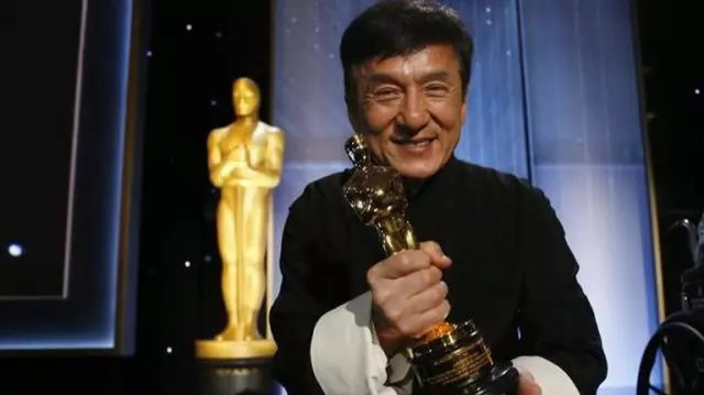 FOTO. Jackie Chan a primit un Oscar onorific