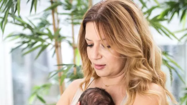 Amalia Enache o prezintă pe fetița ei, în weekend, la „Ce se întâmplă, doctore?”
