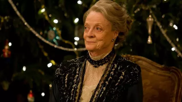 De Crăciun, Happy Channel va difuza comedii romantice și episoade speciale din „Downton Abbey”