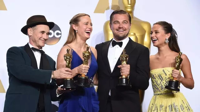 Premiile Oscar 2017: Postul E! transmite „Live from the Red Carpet”