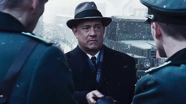 Recomandarea TVmania pentru duminică, 4 martie: „Podul spionilor”, cu Tom Hanks